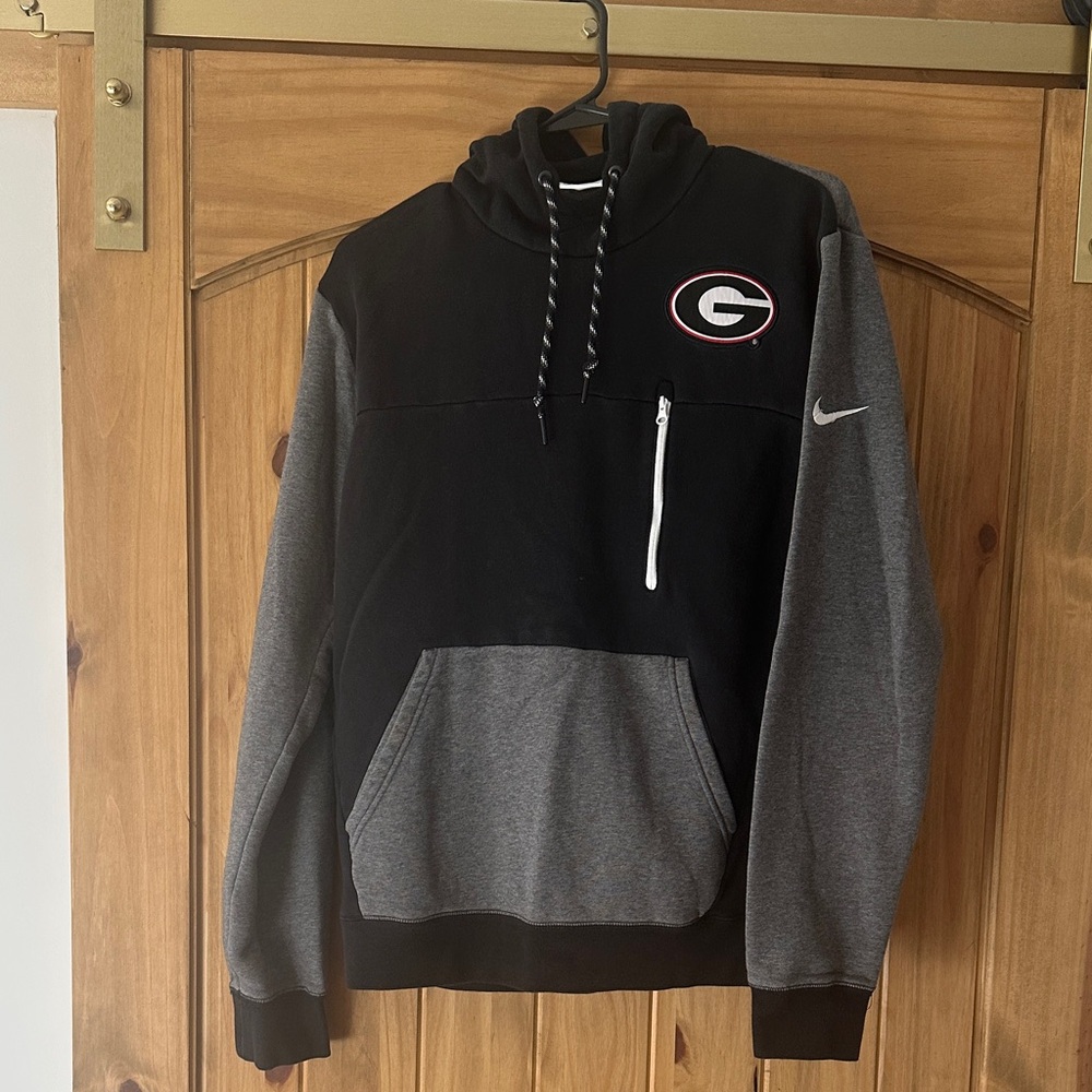 Nike Black and Gray Men's Georgia UGA Pullover Hoodie